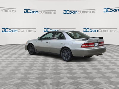 2000 Lexus ES 300 4dr Sdn