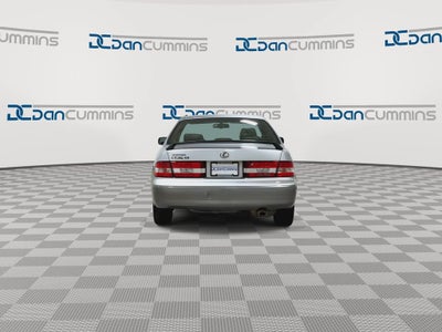 2000 Lexus ES 300 4dr Sdn