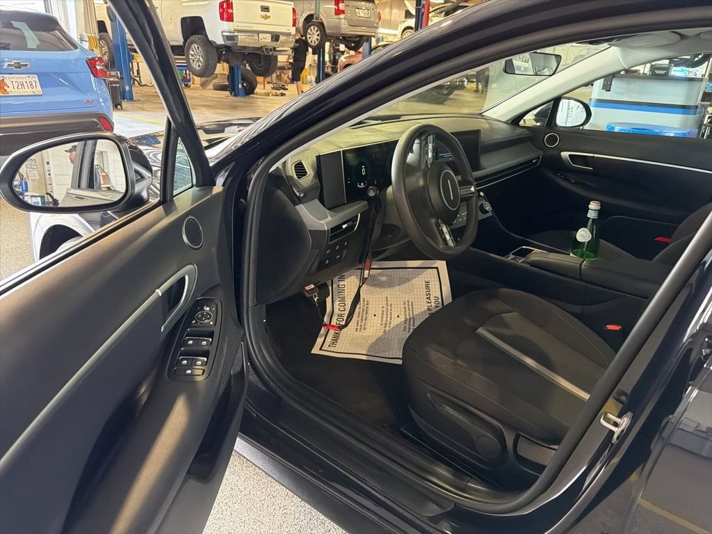 2026 Hyundai Sonata Hybrid Blue