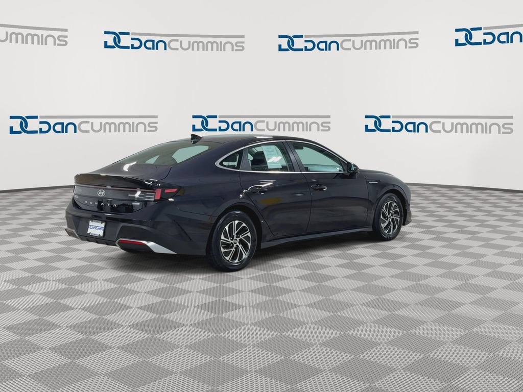 2026 Hyundai Sonata Hybrid Blue
