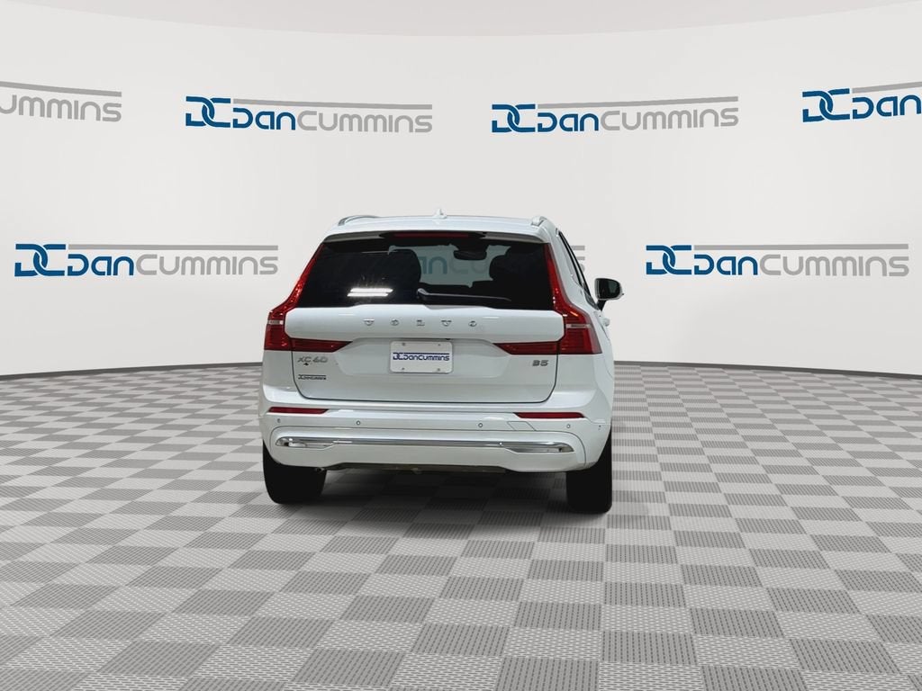 2023 Volvo XC60 Plus Bright Theme
