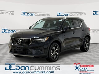 2023 Volvo XC40 Plus Bright Theme