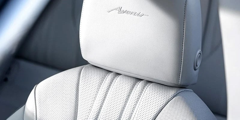 Massaging driver seat in Avenir